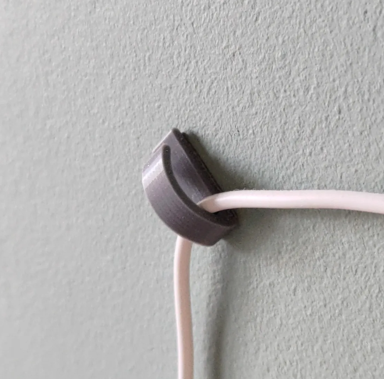 Single Cord Clip — 3D printed by Moon Studio 3D